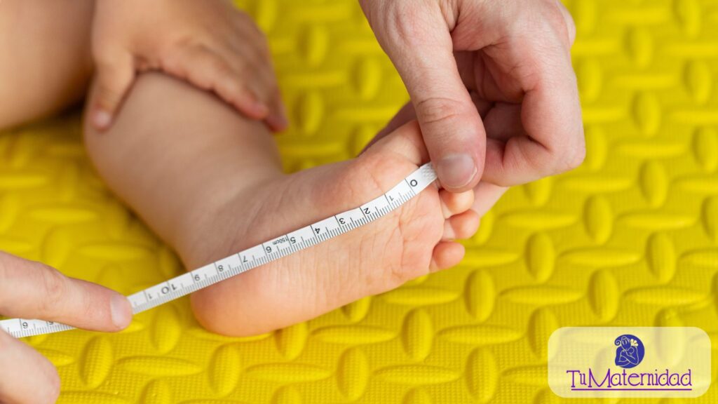 Cómo Medir Correctamente los Pies de Tu Bebé