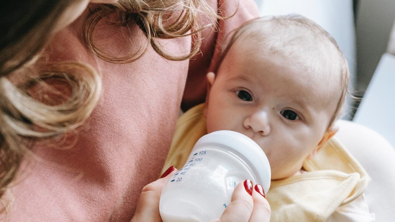 Ventajas de combinar la lactancia materna y la alimentación con fórmula